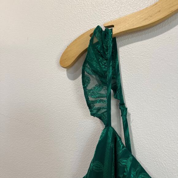 Lulus Glory Hunter Green Floral Jacquard Tiered Maxi Dress NWT Sz S - Picture 4 of 11